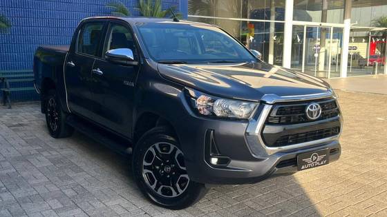 TOYOTA HILUX 2.8 D-4D TURBO DIESEL CD SRV 4X4 AUTOMÁTICO